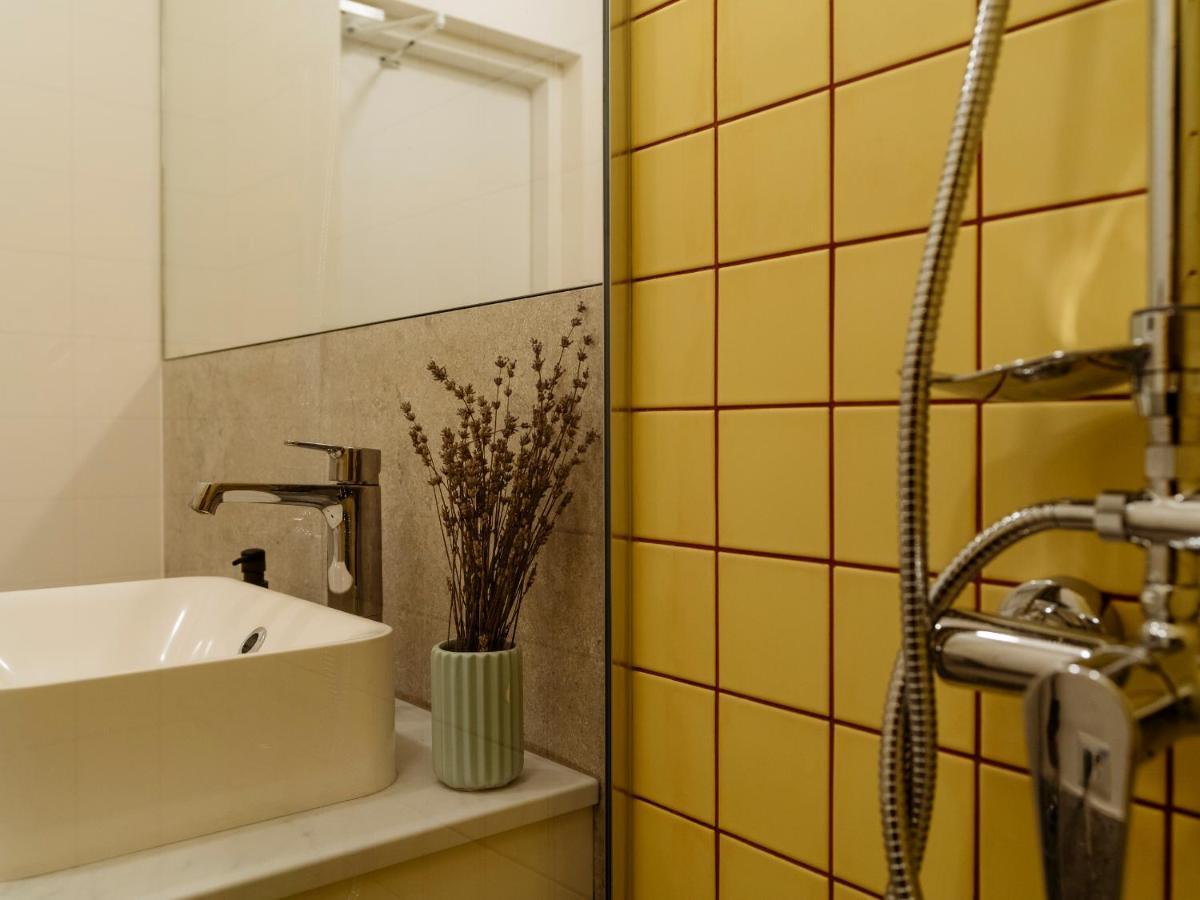 Lemon Elegant Old Town Studio Bucureşti Eksteriør bilde